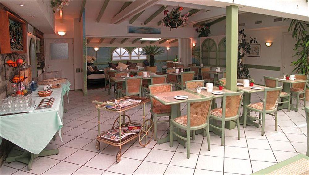 Hotel Du Port Villeneuve Kültér fotó