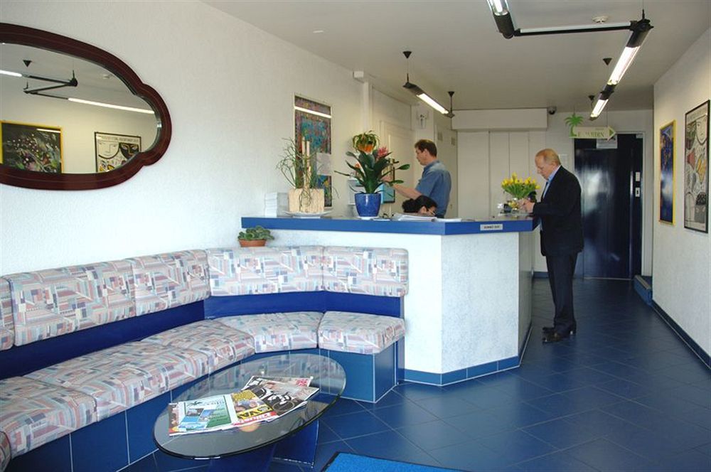 Hotel Du Port Villeneuve Kültér fotó